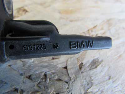 BMW Rear Speed Sensor DSC Pulse Generator, Left or Right 34526791225 F22 F30 F32 2, 3, 4 Series5